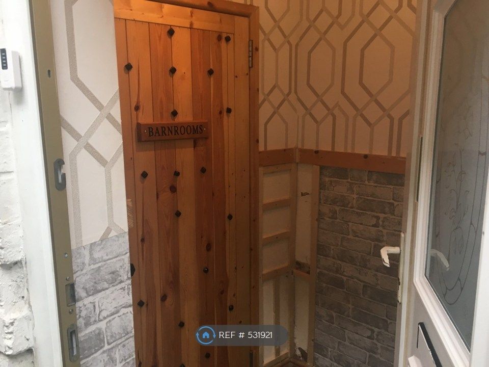 Property photo 3 of 15 Front Door Enterance