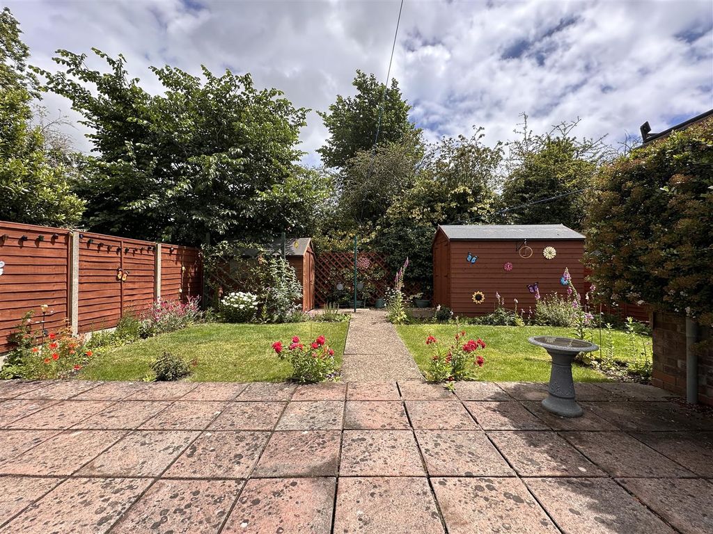 Property photo 2 of 3