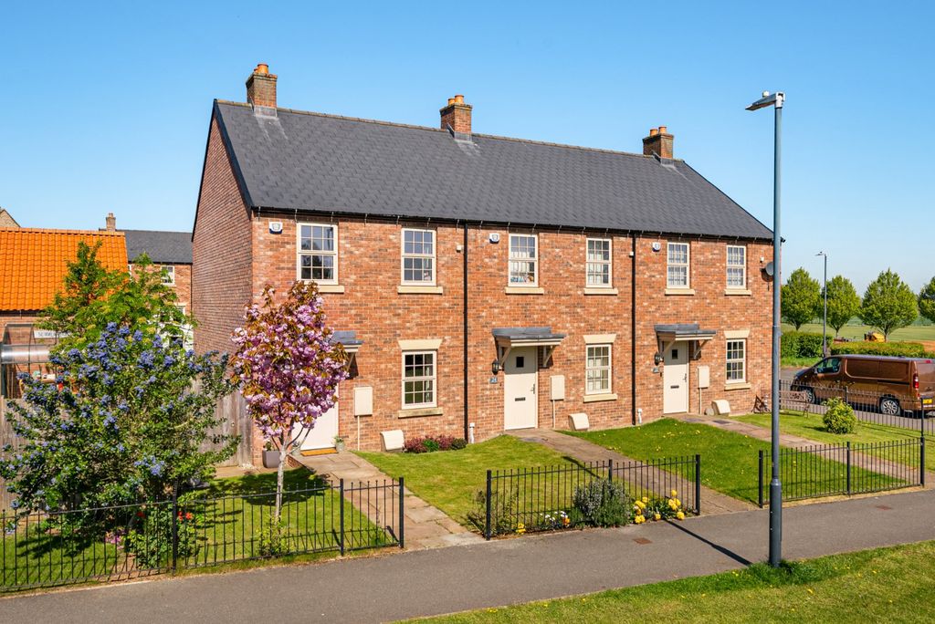 Property photo 1 of 16 Picture No. 14