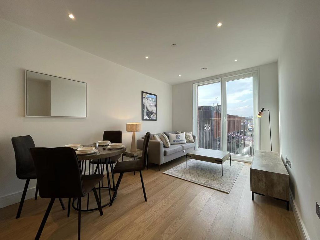 Property photo 1 of 6