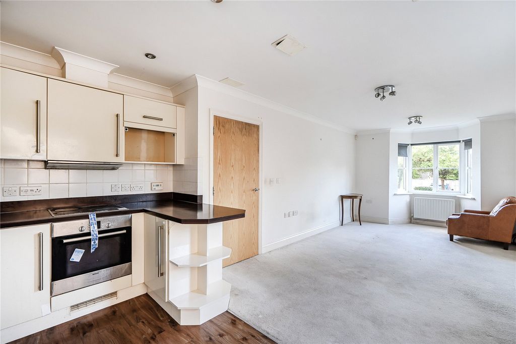 Property photo 2 of 12 Picture No. 08
