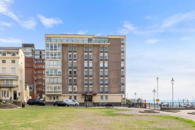 Property photo 1 of 14 8