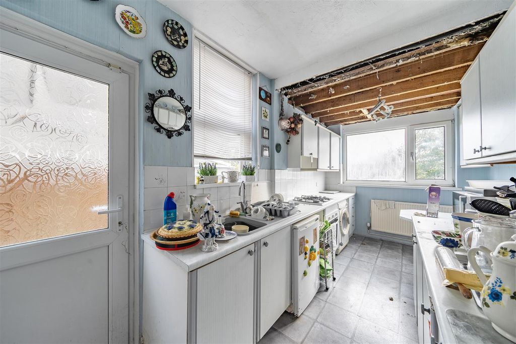 Property photo 3 of 21 1373046-10-68Ff854c44A48.Jpg