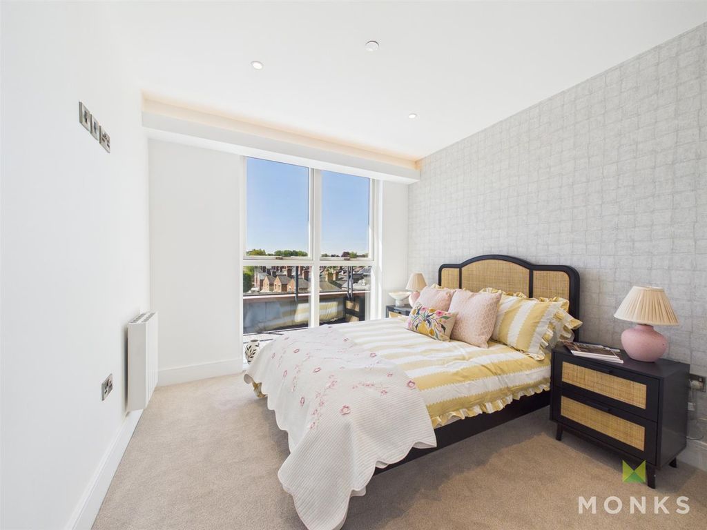 Additional image 17 of 2 bed flat for saleThe Penthouse, Old Coleham Court, Shrewsbury SY3