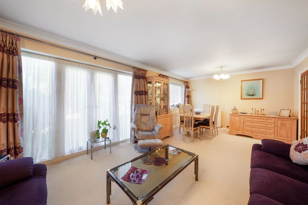 Property photo 2 of 15 5146722