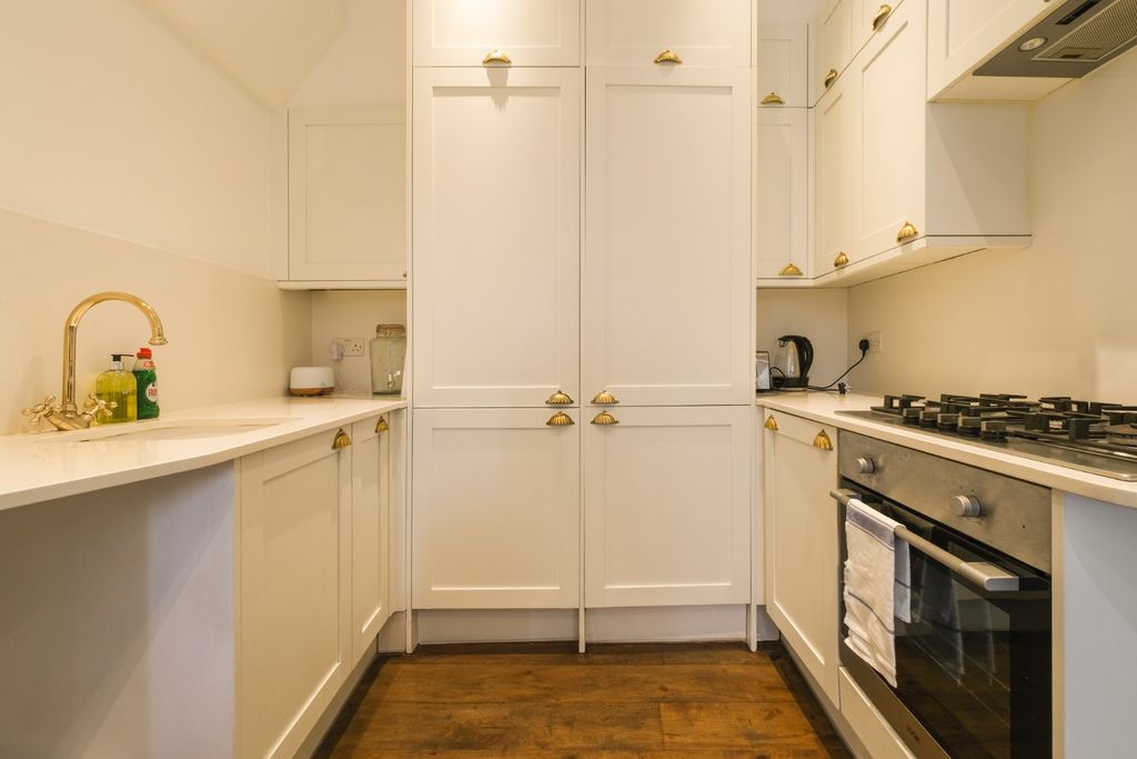 Property photo 2 of 10 Photo 2