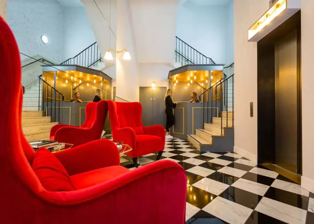 Property photo 2 of 6