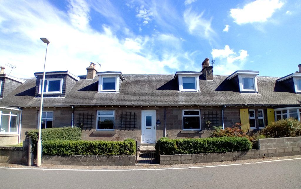 Property photo 1 of 27