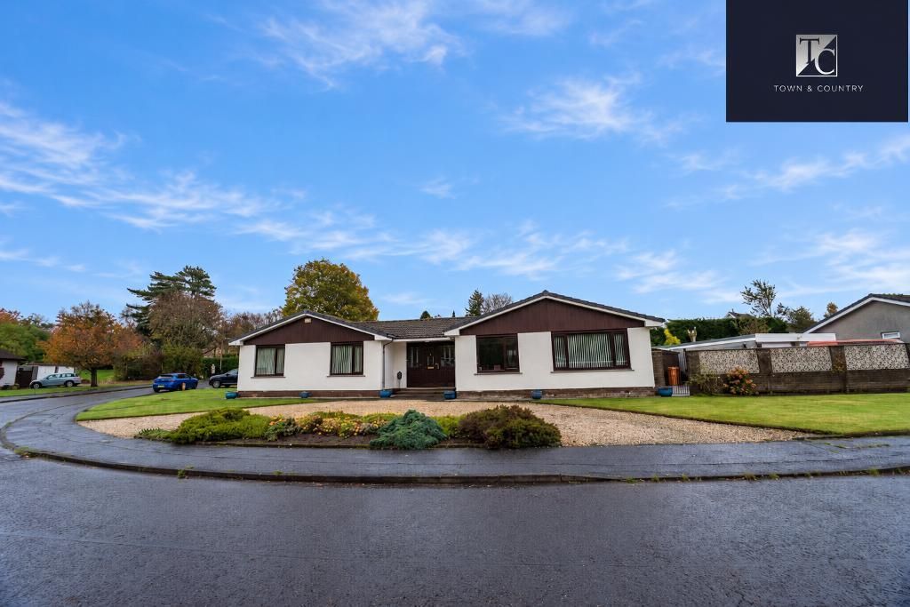 Property photo 2 of 31