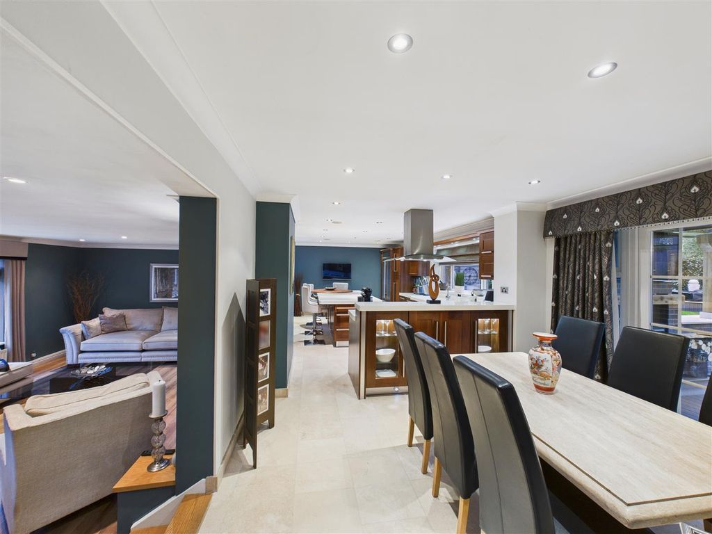 Property photo 2 of 24 Open Plan Dining Kitchen