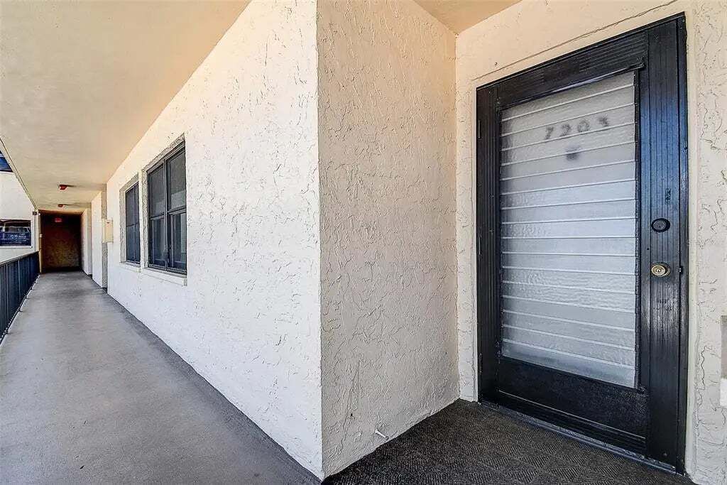 Property photo 2 of 20 <Alttext/>
