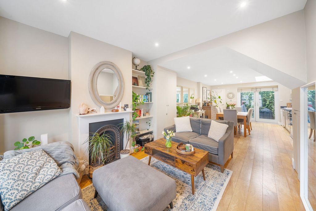 Property photo 2 of 15