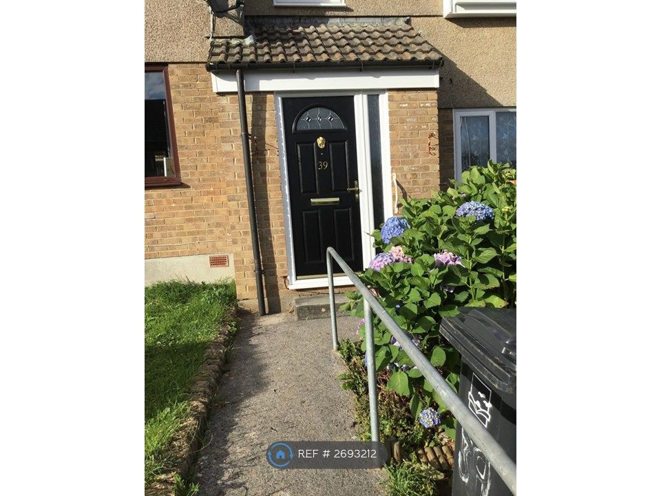 Property photo 2 of 29