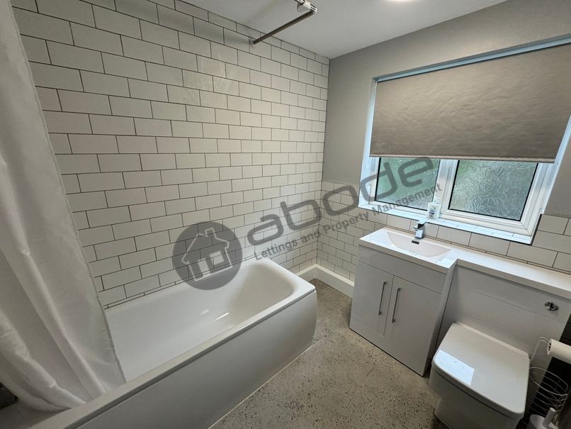 Property photo 3 of 25