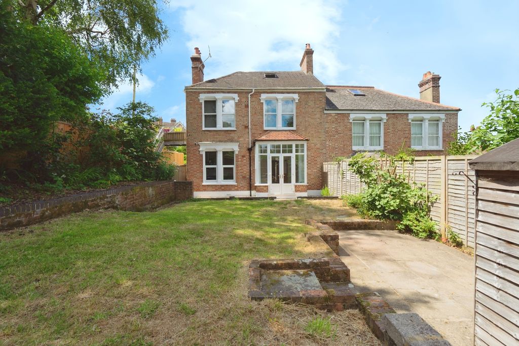 Property photo 1 of 15 Photo