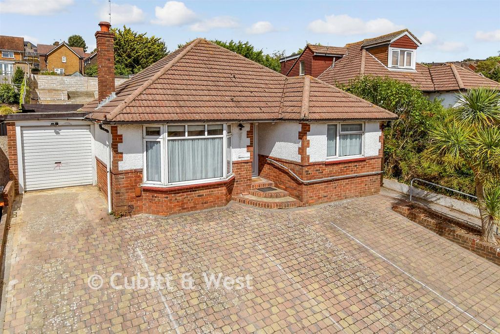 Property photo 1 of 18 External (Web)