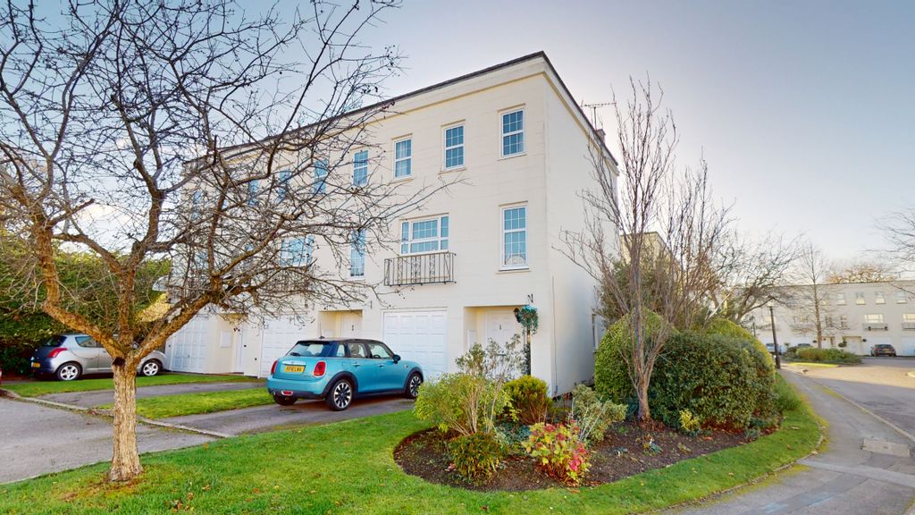 Property photo 1 of 20 11172025_155215