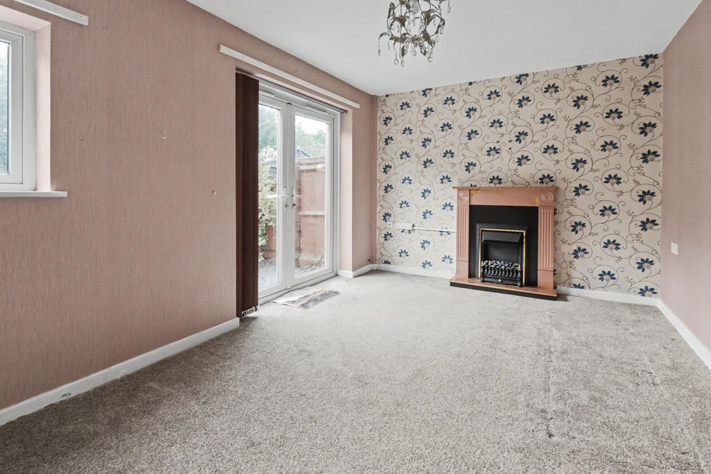 Property photo 2 of 16 6 Kairnryan Close, Bispham, Blackpool, Lancashire, Fy2 0Xq