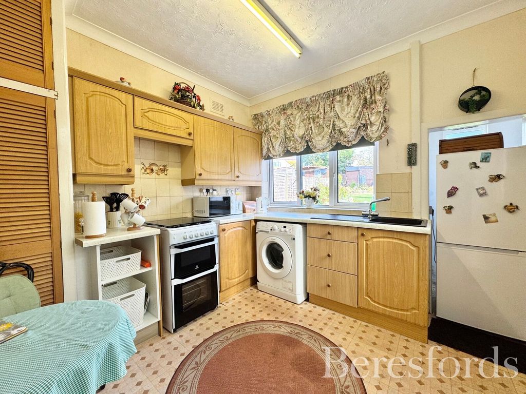 Property photo 3 of 14 Picture No. 13