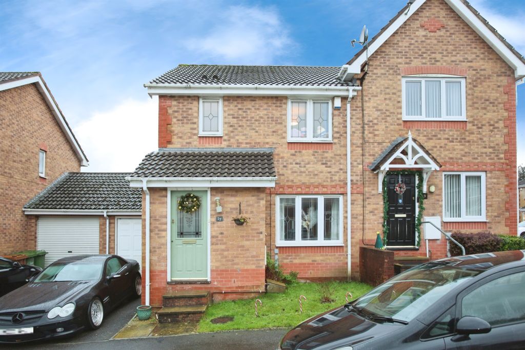 Property photo 1 of 16