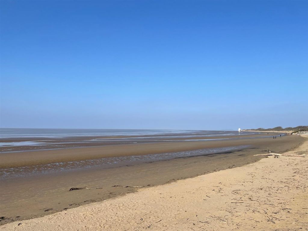 Property photo 2 of 15 View