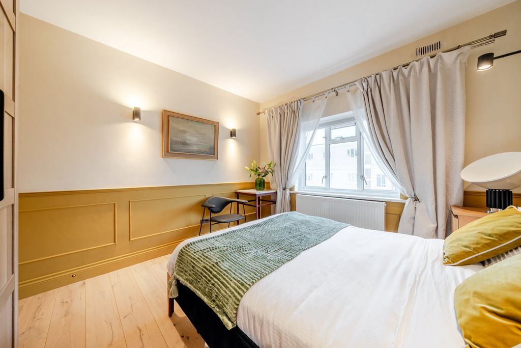 Property photo 3 of 20 Picture No. 24