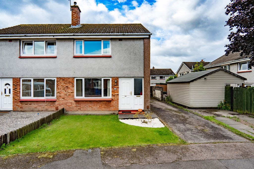 Property photo 1 of 40