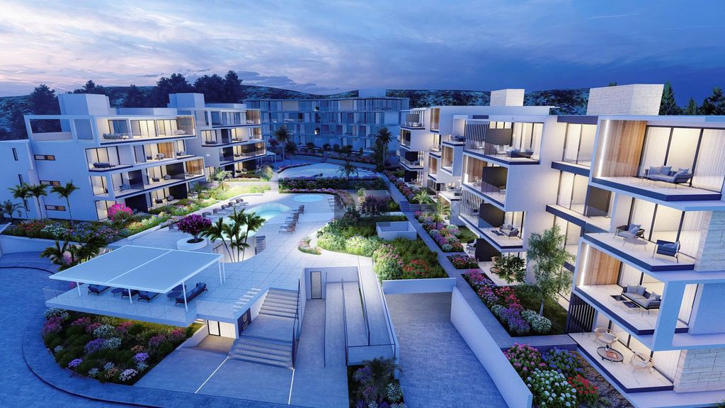 Property photo 2 of 24