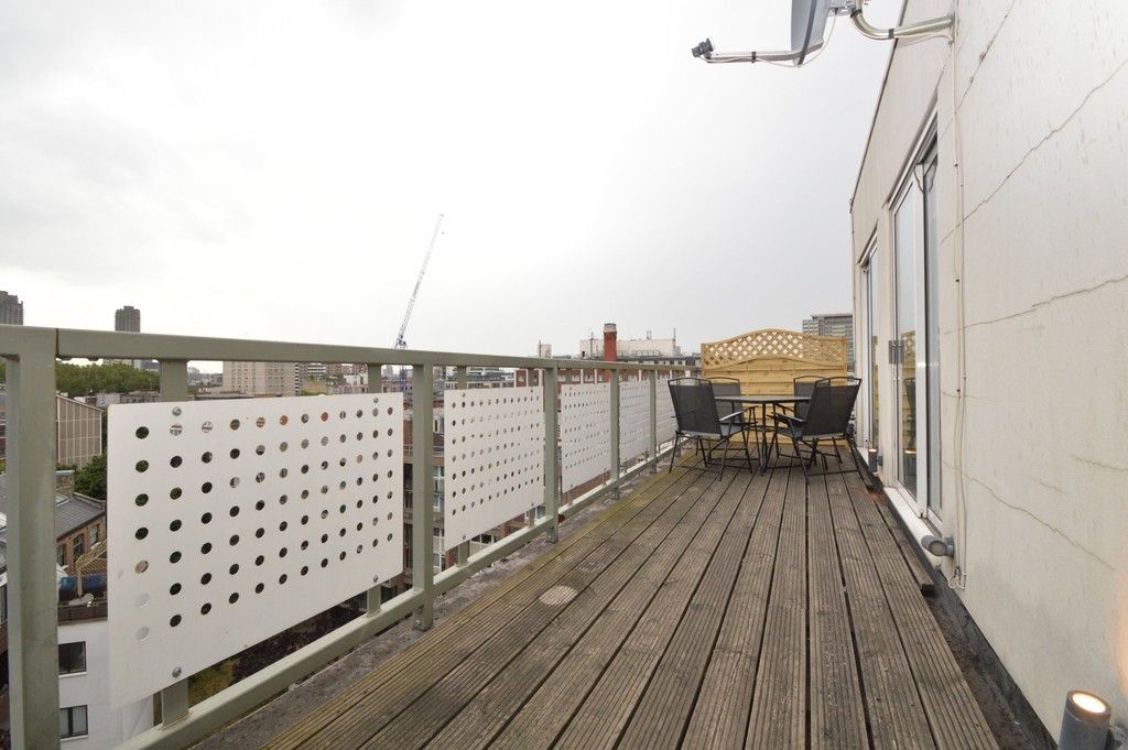 Property photo 2 of 16