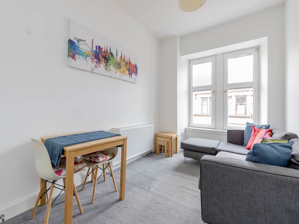 Property photo 2 of 9 78812_Apsleyst-004