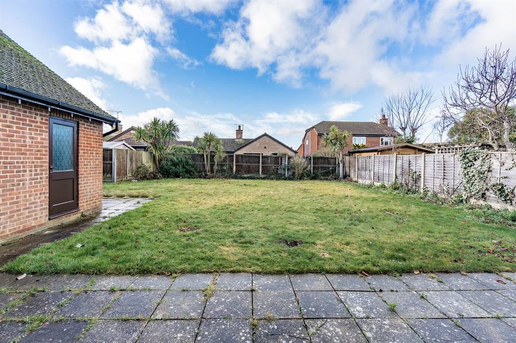 Property photo 3 of 24