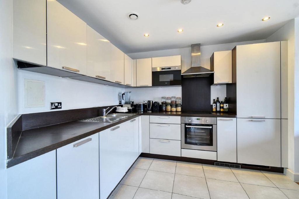 Property photo 3 of 17 Picture No. 03