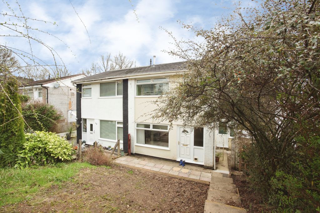 Property photo 1 of 28