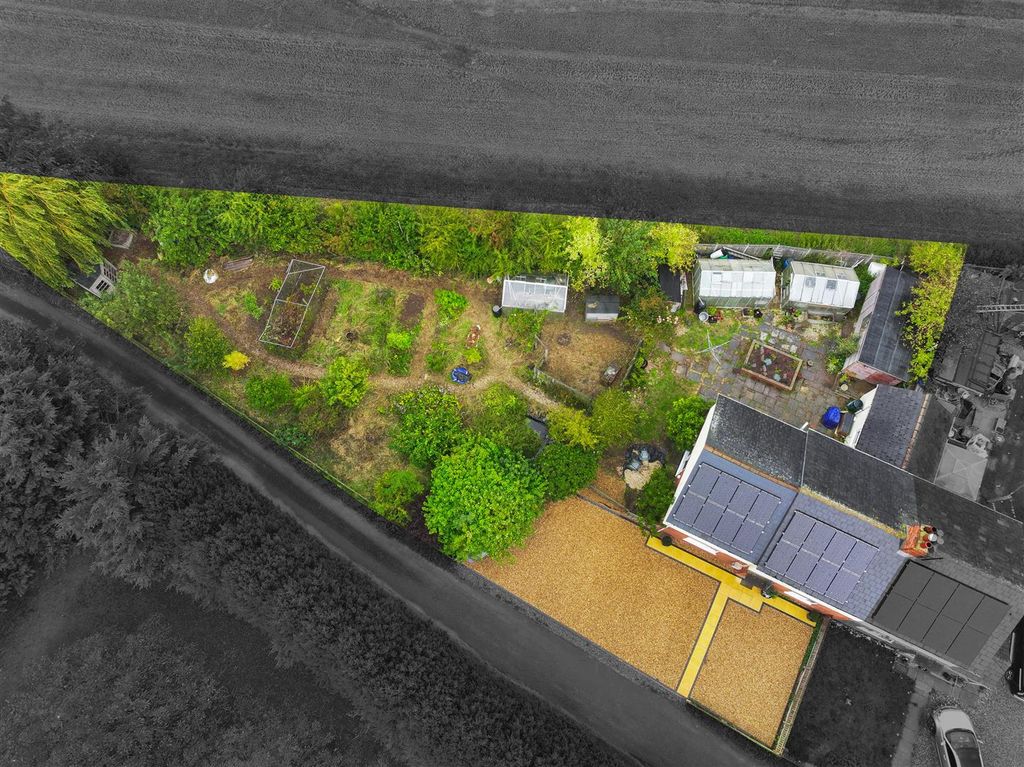 Property photo 2 of 26 Dji_20250902123740_0130_D.Jpg
