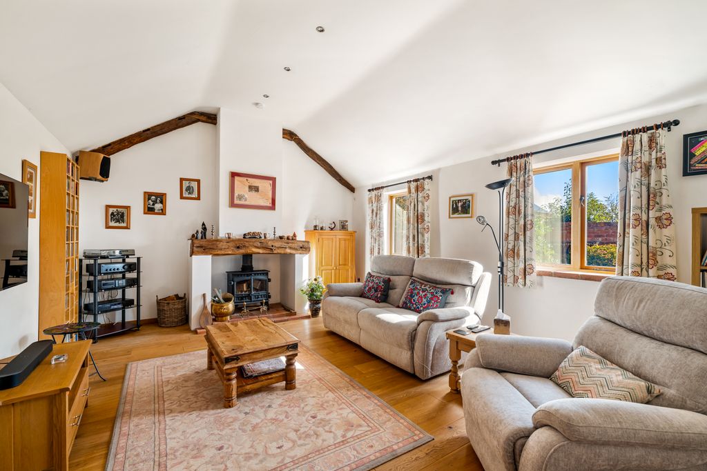 Property photo 3 of 22 18