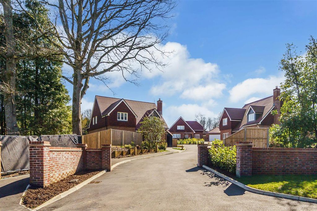 Property photo 1 of 47 Hilltop Gardens, Development  (2).Jpg