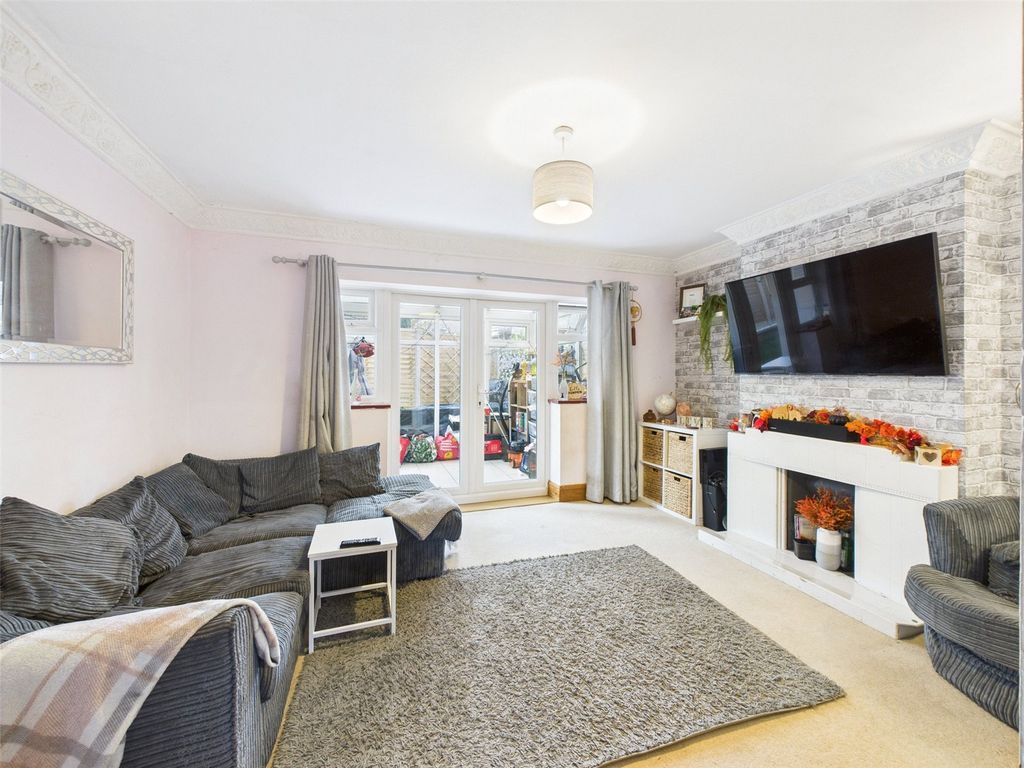 Property photo 2 of 18 Picture No. 04