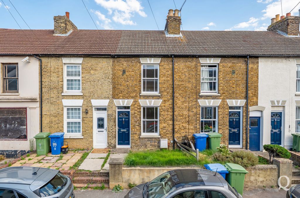 Property photo 1 of 20 72Db66E1-52Ab-46E...