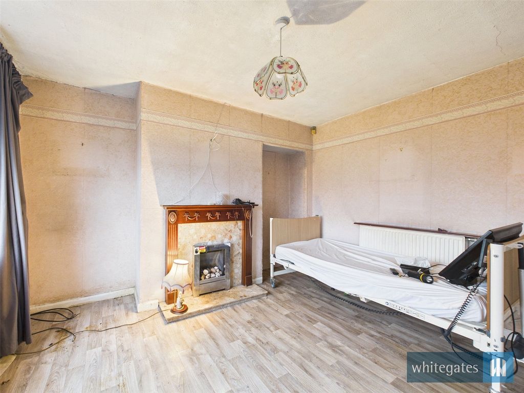 Property photo 2 of 12 Picture No. 20