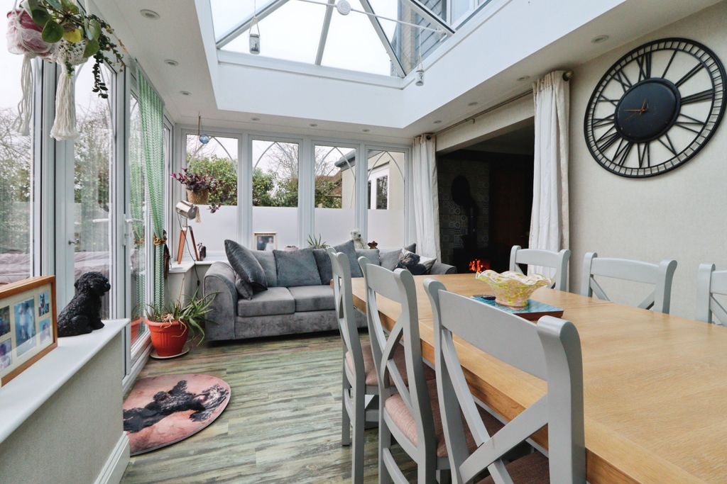 Property photo 3 of 20 Photo #3