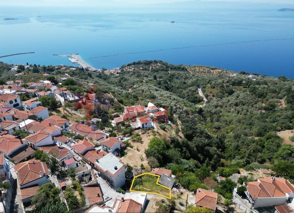 Property photo 3 of 23