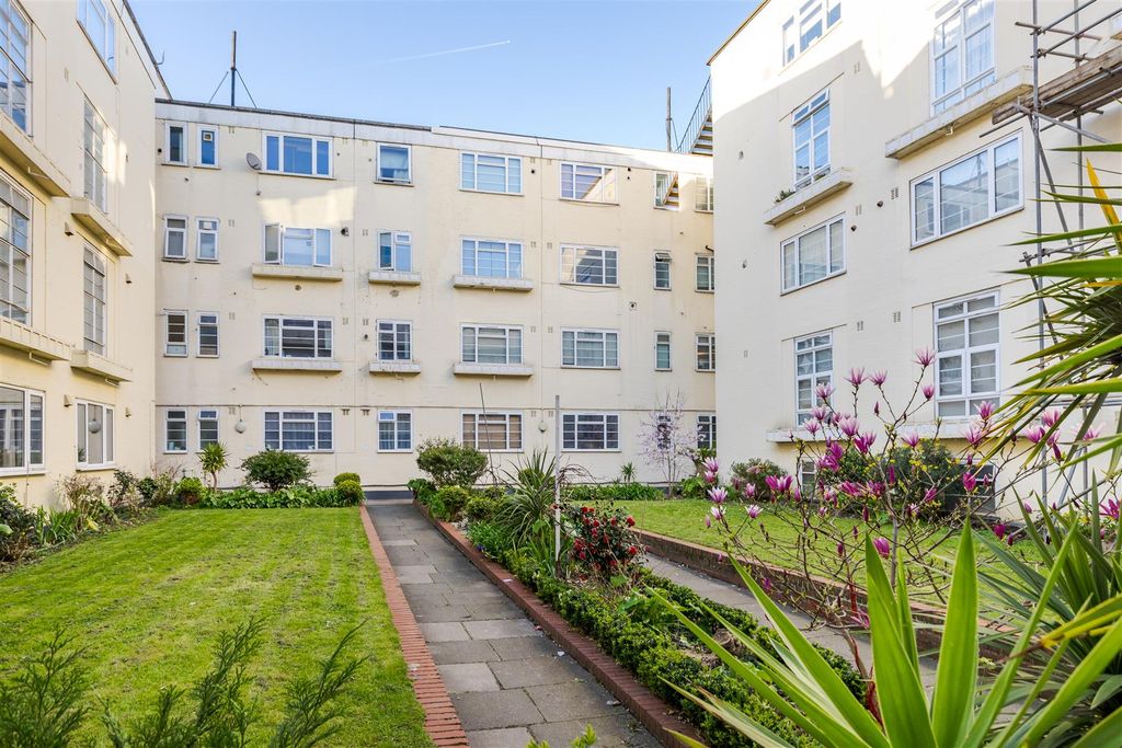 Property photo 1 of 19