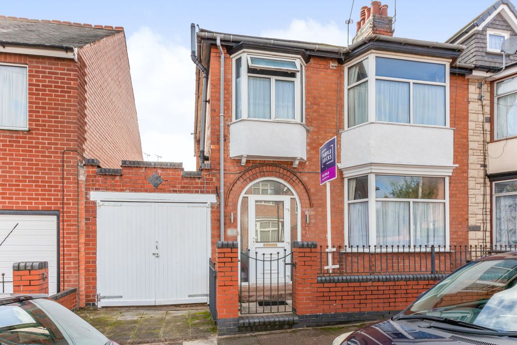 Property photo 1 of 15