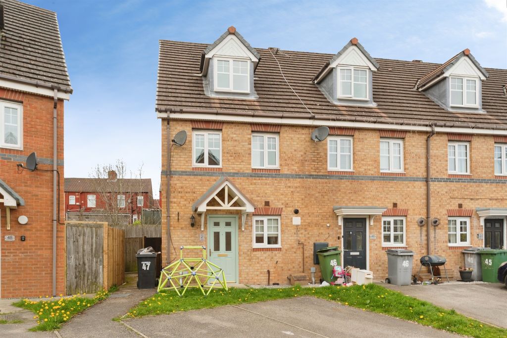 Property photo 1 of 20