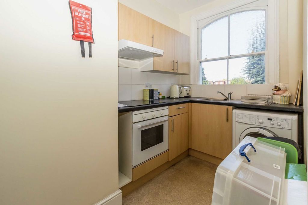 Property photo 3 of 4