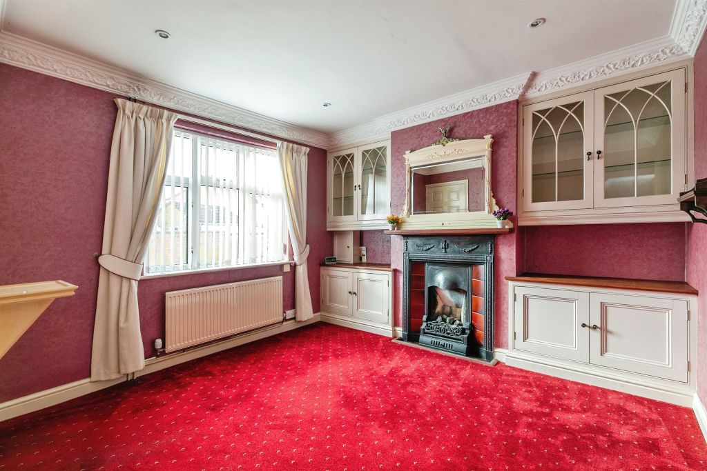 Property photo 3 of 17