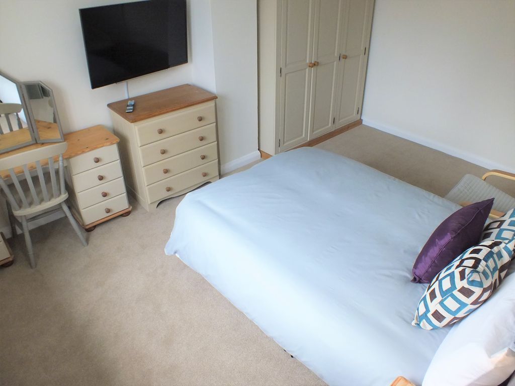 Property photo 3 of 5
