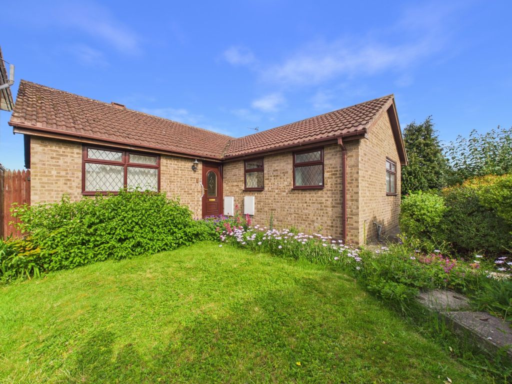 Property photo 1 of 18 4584112