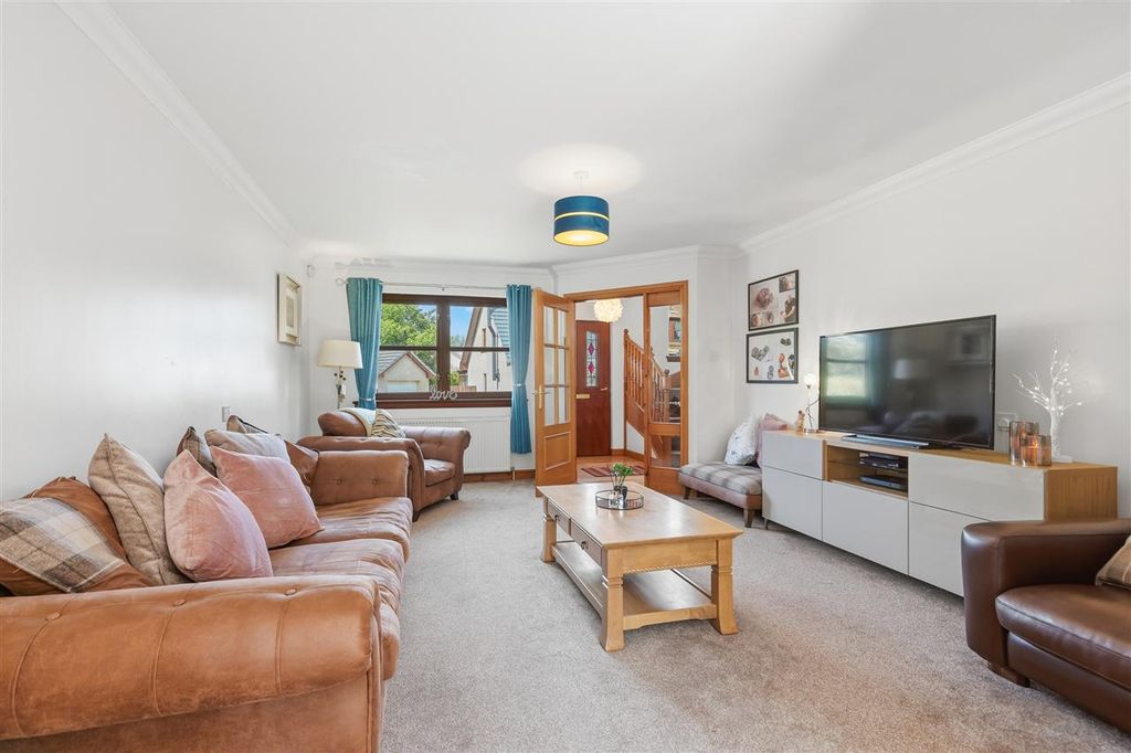 Property photo 3 of 29