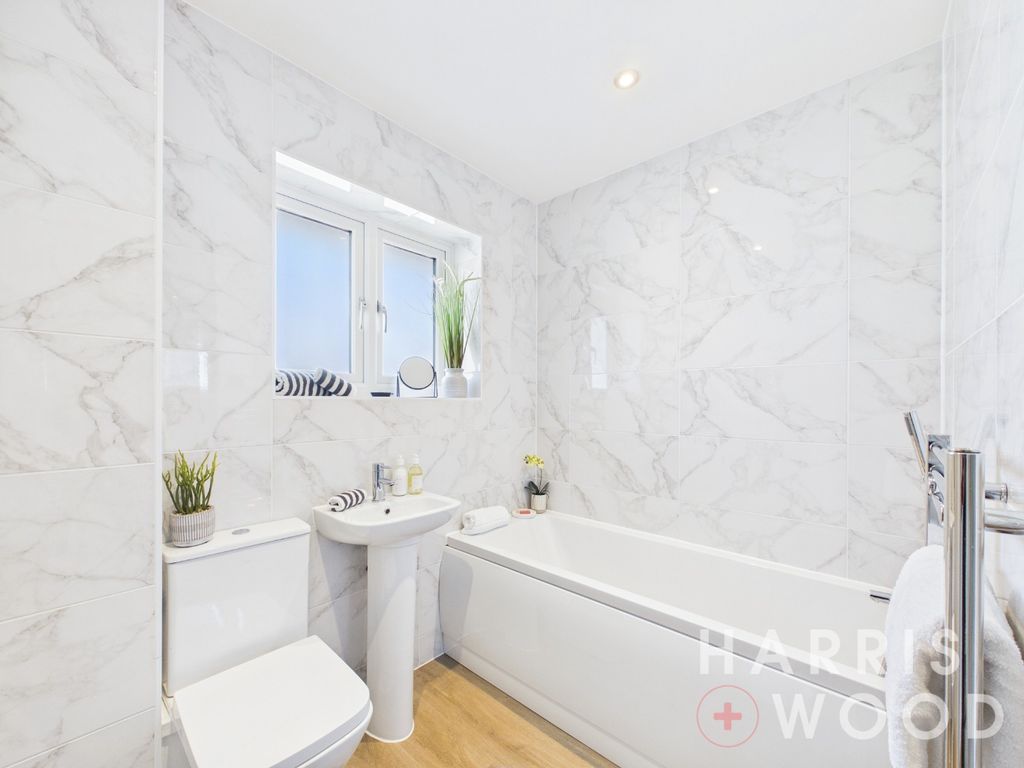 Property photo 3 of 15 5327383